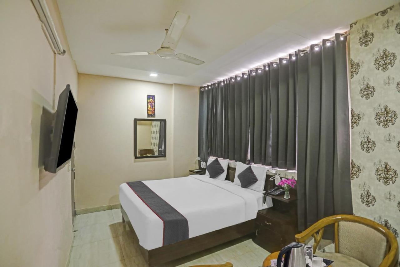 Hotel O Shivam Guest House Yeni Delhi Dış mekan fotoğraf