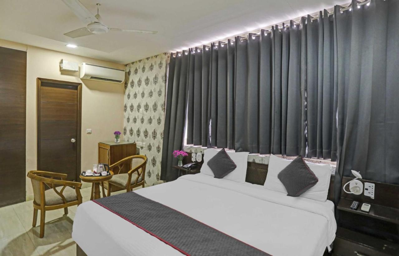 Hotel O Shivam Guest House Yeni Delhi Dış mekan fotoğraf